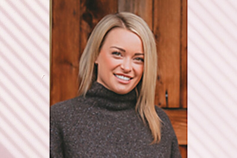 Kelly Sullivan headshot