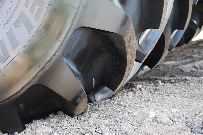 tire1.JPG