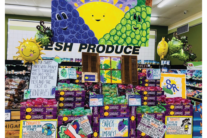 Greer's CashSaver Store #27 built the winning display in the first Sunrays grapes sales and display contest.
