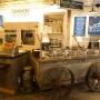 11_Vue_interieure_de_la_yogurteria__The_yogurt_culture_company___New_York_2_(1)