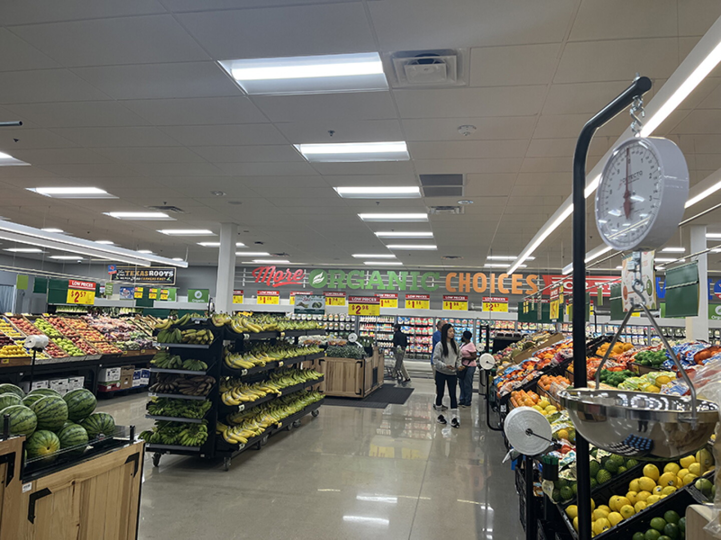 HEB%20Produce%203%20embed.jpg