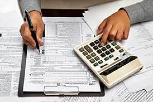 Farm Journal tax expert Paul Neiffer says the only way to defer the MFP payment is to wait and process your claim with FSA after December 31. 