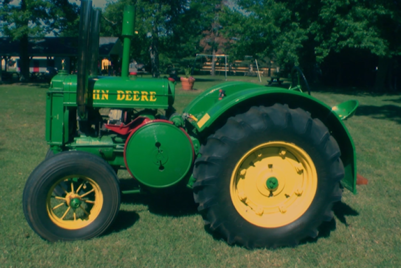 John Deere D