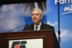USDA Secretary Tom Vilsack at Farm Bureau Annual Convention 2023