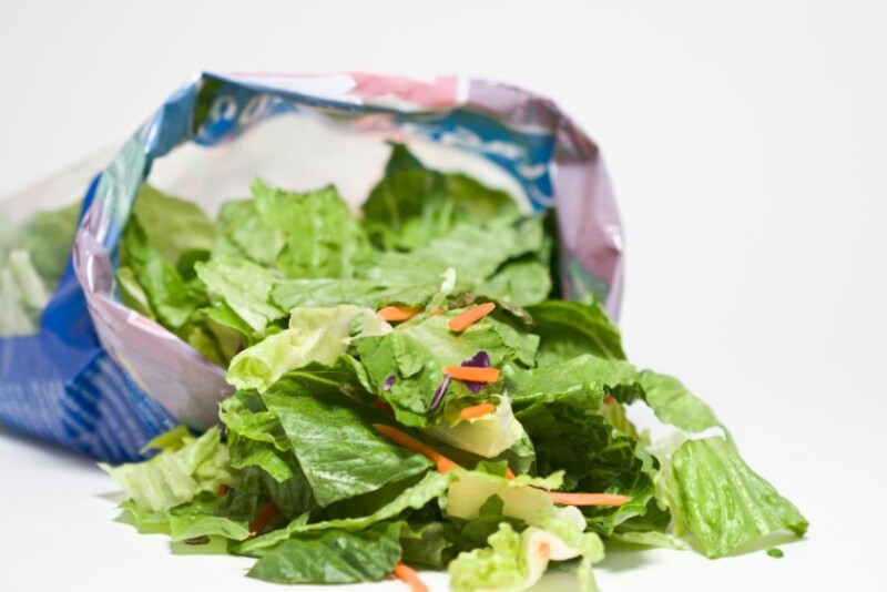 Bagged salad. Photo: Noel, Adobe Stock 