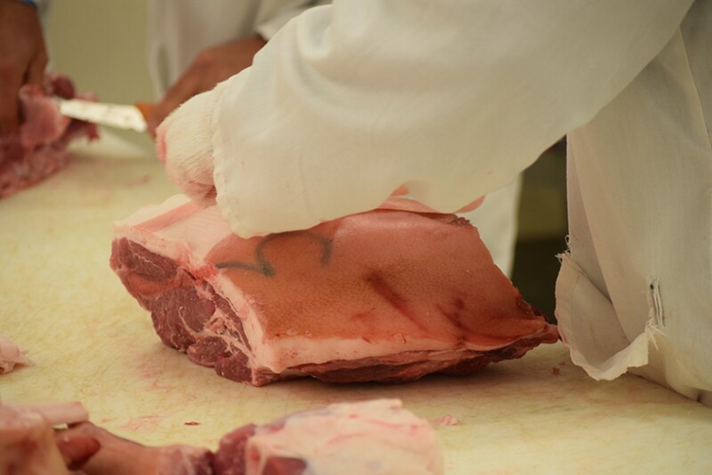 Pork 101 class at the University of Illinois Meats Lab
