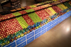 CMI Orchards apple display