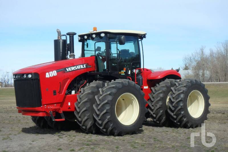 2013 Versatile 400 4WD sold for record price last week on Canada auction