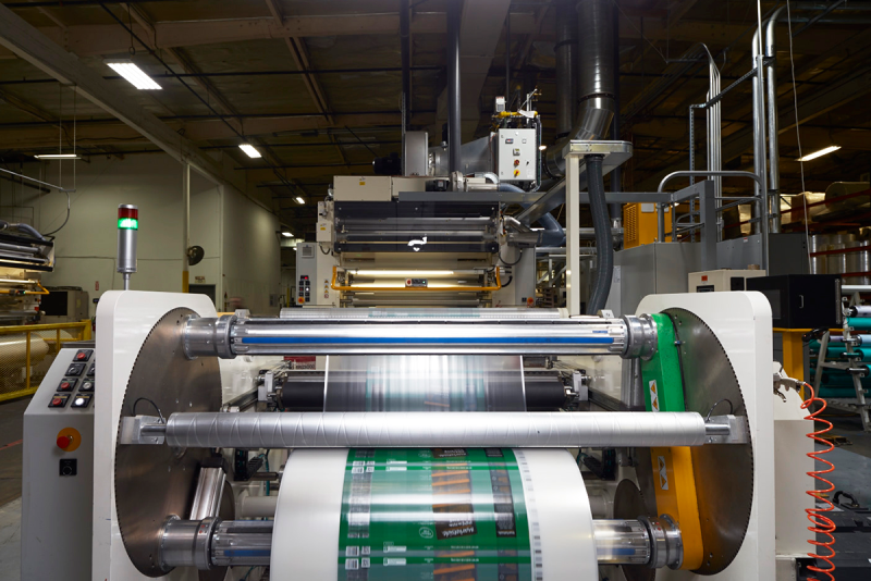 Machine printing roll stock for lettuce packaging