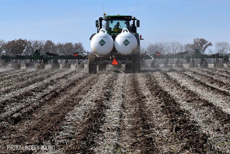 Anhydrous Ammonia Application - Lindsey Pound - November 2022