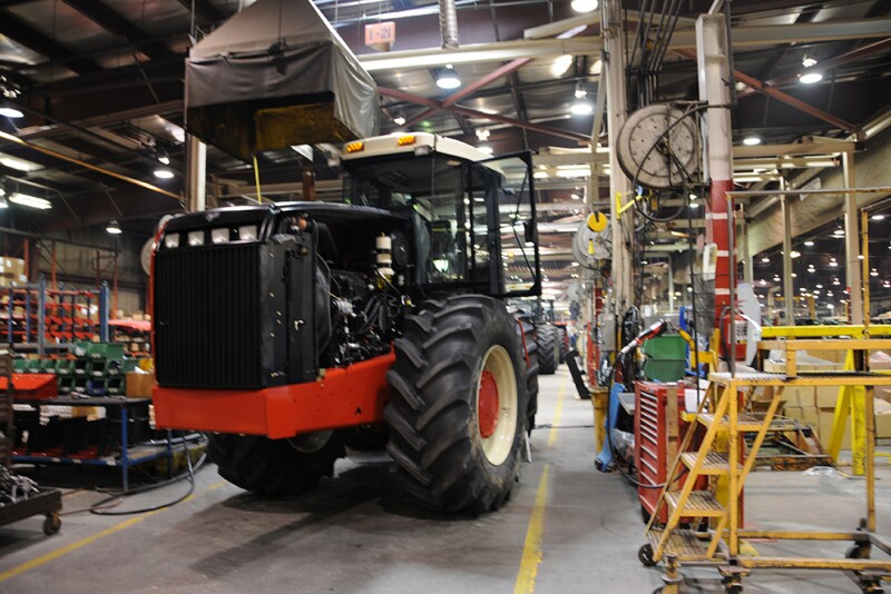 In October 2011, the company produced its 100,000th tractor at the Winnipeg factory, which has a history dating back to 1966. 