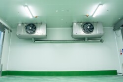 Cold storage room