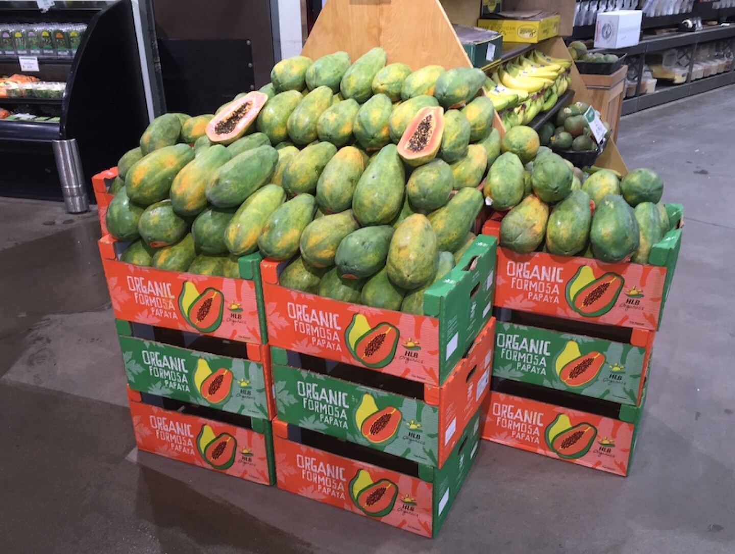 Organic%20Papaya%20EMBED.JPG