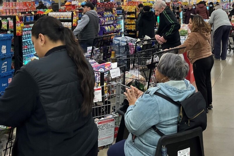 Grocery store line