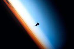 shuttle leaving earth