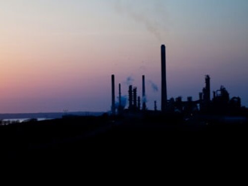 oil-refinery.jpg