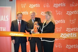 Zoetis_Ribbon_Cutting