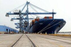 Trade-Tightrope.jpg
