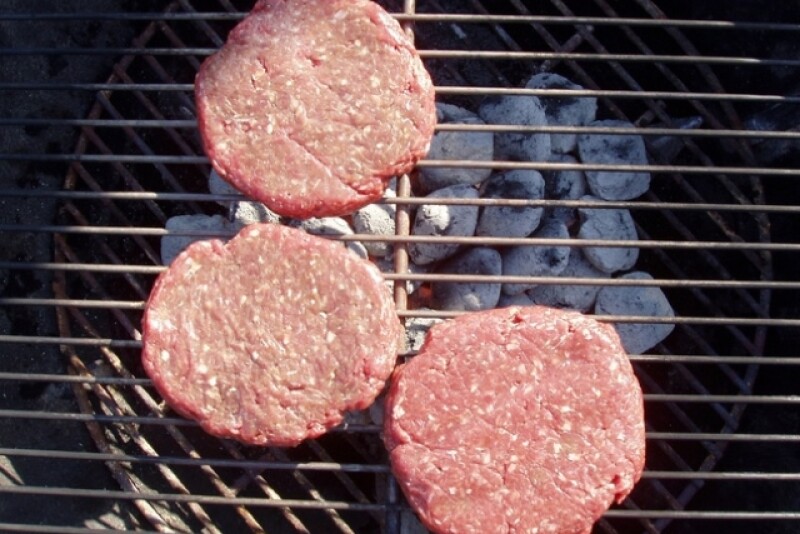 bt_freeimages_beef_burger_grill_raw