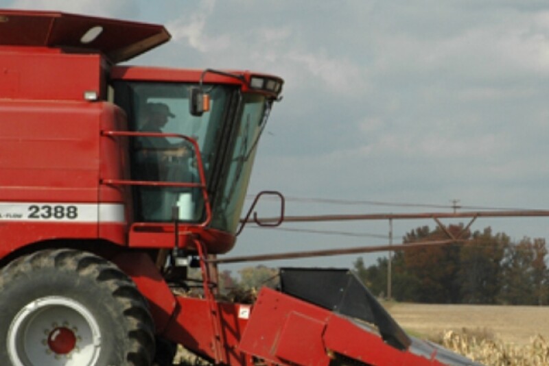 corn_harvest_combine
