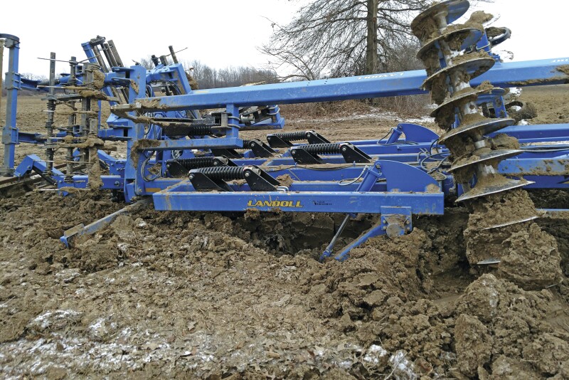 Wet conditions, snowfall and freezes are keeping farmers from tillage and other fall field work. 