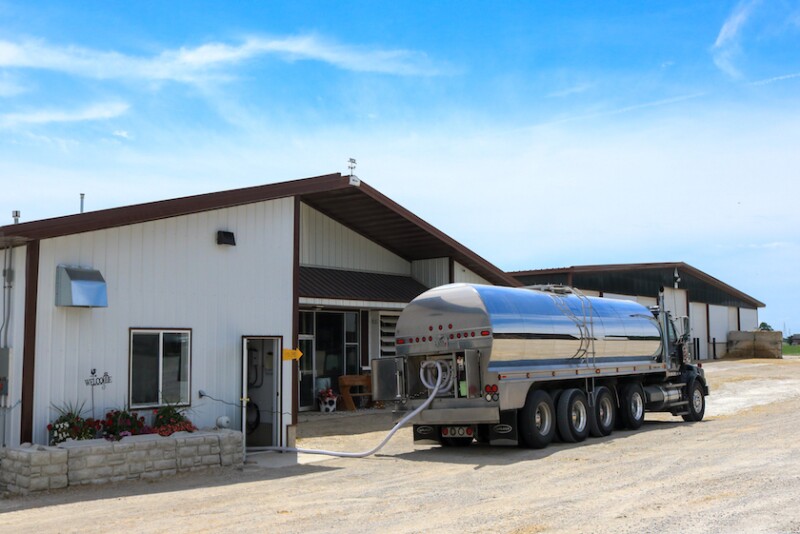 Milk Truck_Taylor Leach
