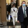 U.S. Speaker of the House Nancy Pelosi (D-CA) wears a face mask as she walks to the House Chamber ahead of a vote on an additional economic stimulus package passed earlier in the week by the U.S. Senate, on Capitol Hill in Washington, U.S., April 23, 2020. REUTERS/Tom Brenner