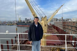The author standing at the Uruguay port