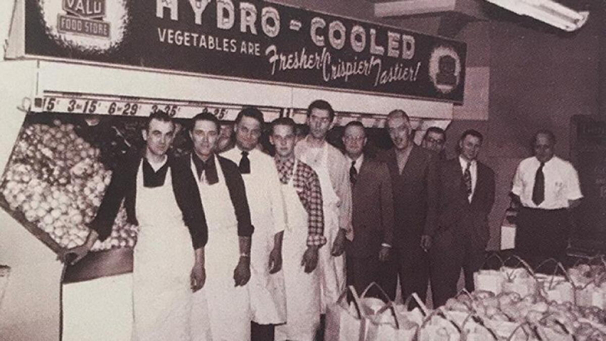 A Century of Produce: The First-Aisle Department - The Packer A Century of Produce: The First-Aisle Department - The Packer