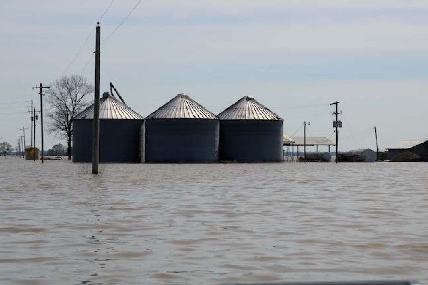 Grain%20Bins%20flooded.jpeg