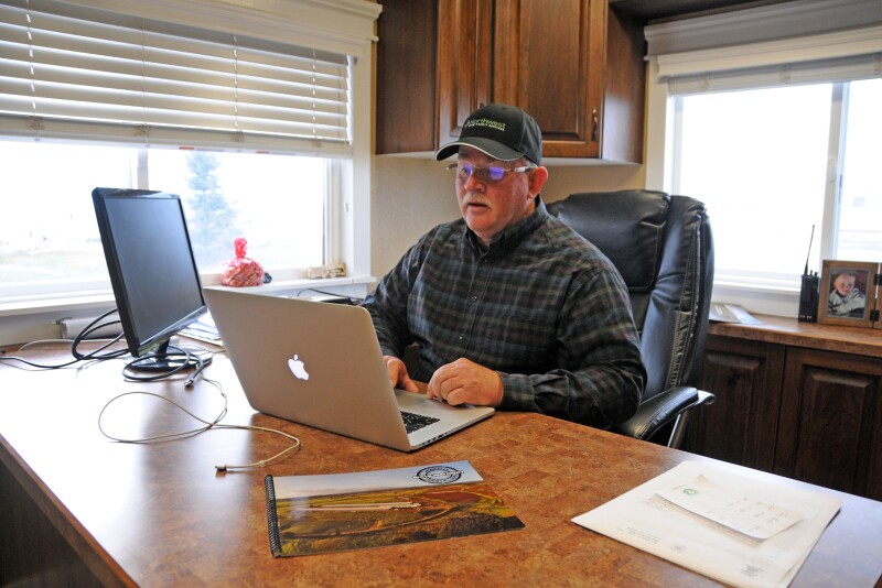 Many farms have used some feed software for a while but they have an outdated version and hardware on its last legs, a boat anchor with a screen. 