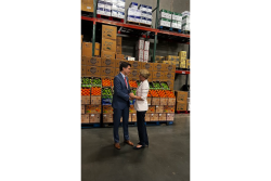 IFPA CEO Cathy Burns speaks with Canadian Prime Minister Justin Trudeau.