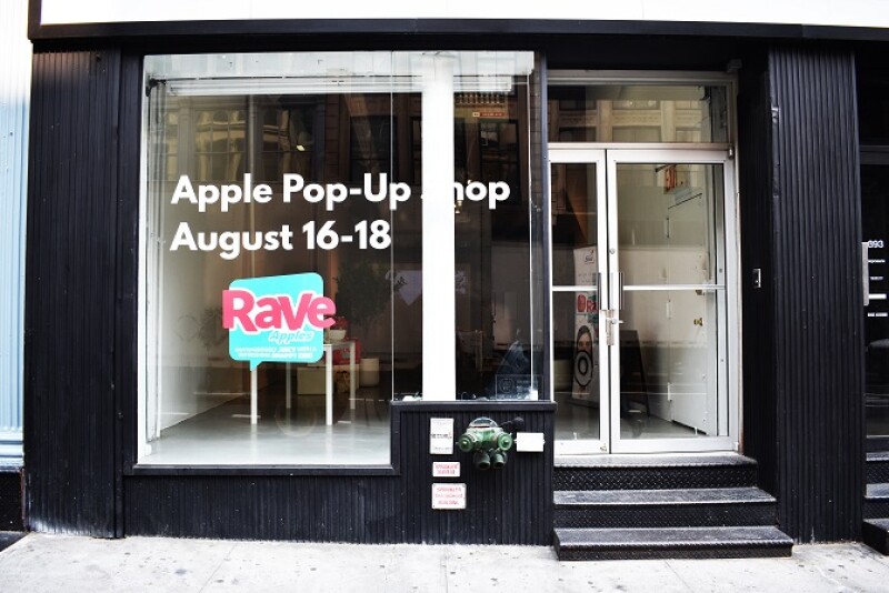 Stemilt Growers set up a "pop up" shop in New York to promote the Rave apple from Aug. 16-18.